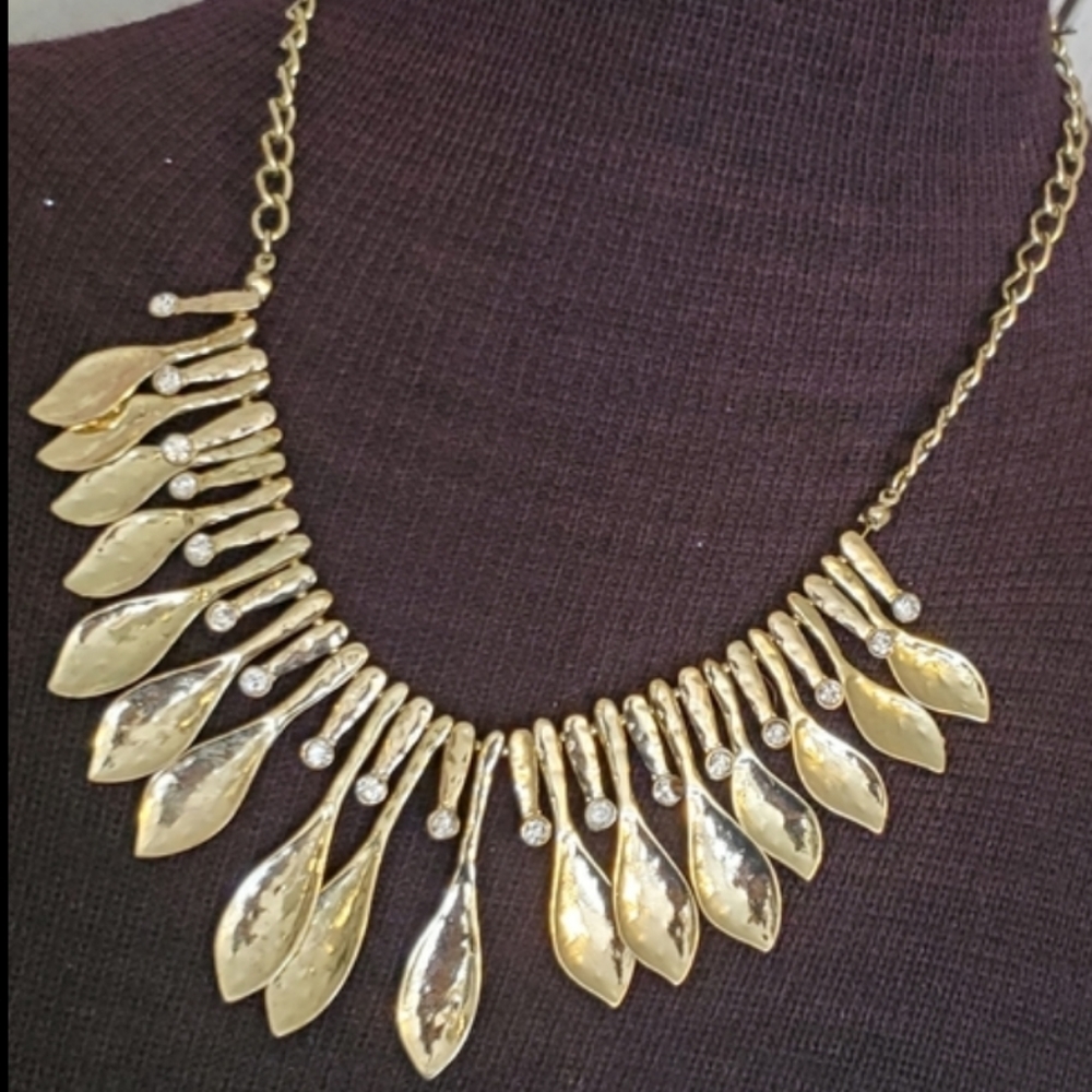 Vintage goldtone statement necklace with gold "spoons" and clear rhinestones - Picture 6 of 6